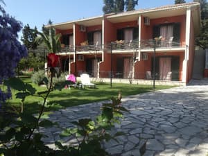 thumbnail: Exterior