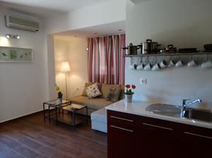 thumbnail: Private kitchenette