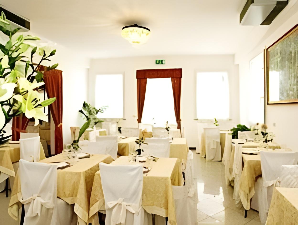 Restaurant-cafeteria