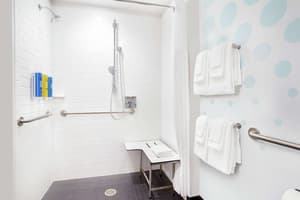 thumbnail: Bathroom shower