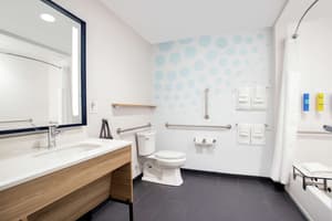 thumbnail: Bathroom shower