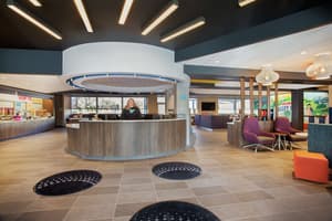 thumbnail: Reception
