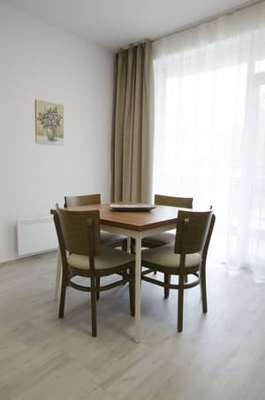 thumbnail: In-room dining