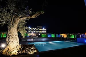 thumbnail: Outdoor pool