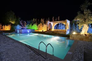 thumbnail: Outdoor pool