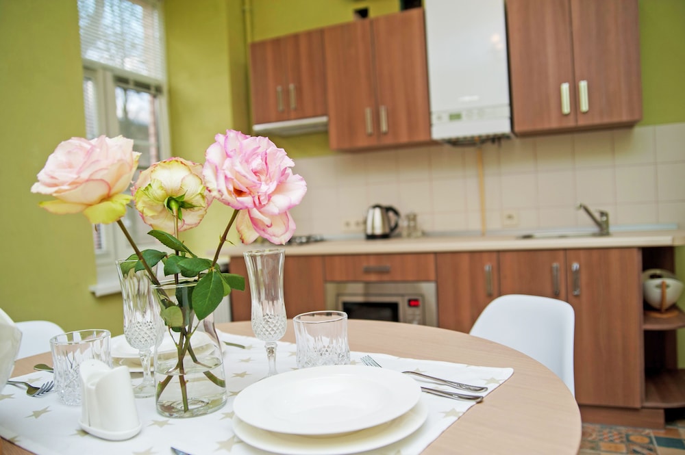 In-room dining