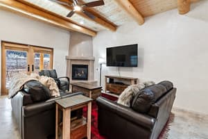 thumbnail: Living room