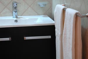 thumbnail: Bathroom sink