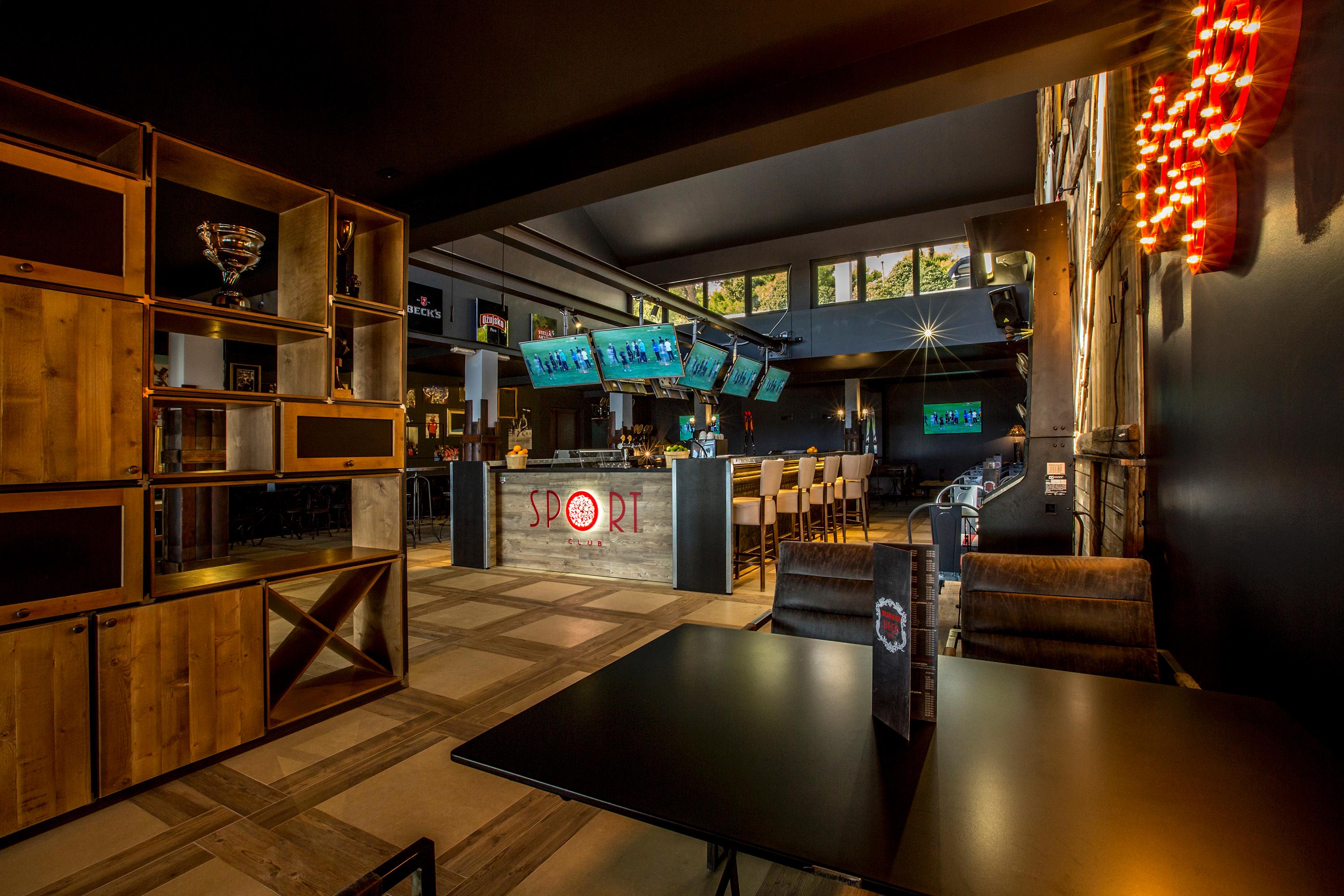 Restaurant-cafeteria