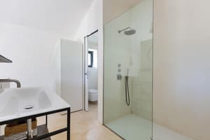 thumbnail: Interior detail