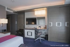 thumbnail: Room