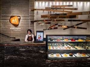 thumbnail: Snack bar