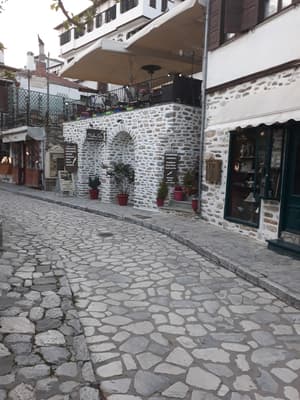 thumbnail: Property entrance