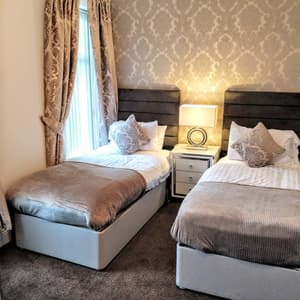 thumbnail: Room