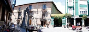 thumbnail: Exterior