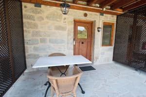 thumbnail: Terrace/patio
