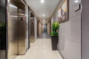 thumbnail: Hallway