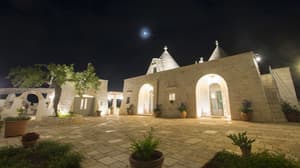 thumbnail: Exterior