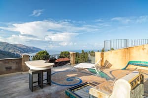 thumbnail: Terrace/patio