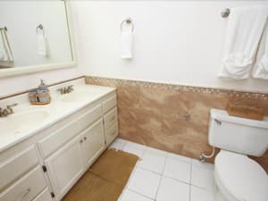 thumbnail: Bathroom sink