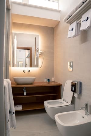 thumbnail: Bathroom