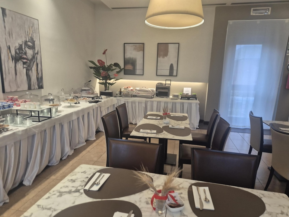 Restaurant-cafeteria