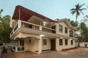 thumbnail: Front of property