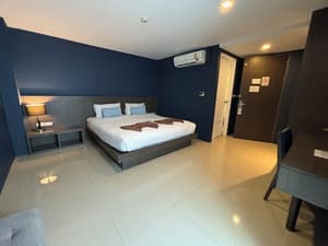 thumbnail: Room