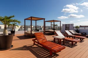thumbnail: Sundeck