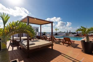 thumbnail: Sundeck