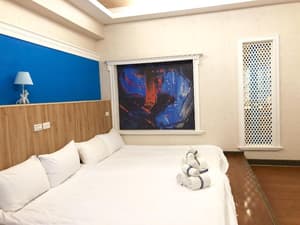 thumbnail: Room