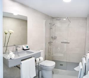 thumbnail: Bathroom