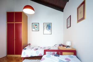 thumbnail: Interior entrance