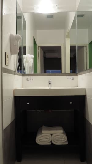 thumbnail: Bathroom