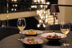 thumbnail: Restaurant