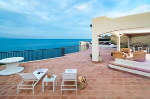 thumbnail: Terrace/patio