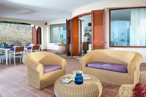 thumbnail: Terrace/patio