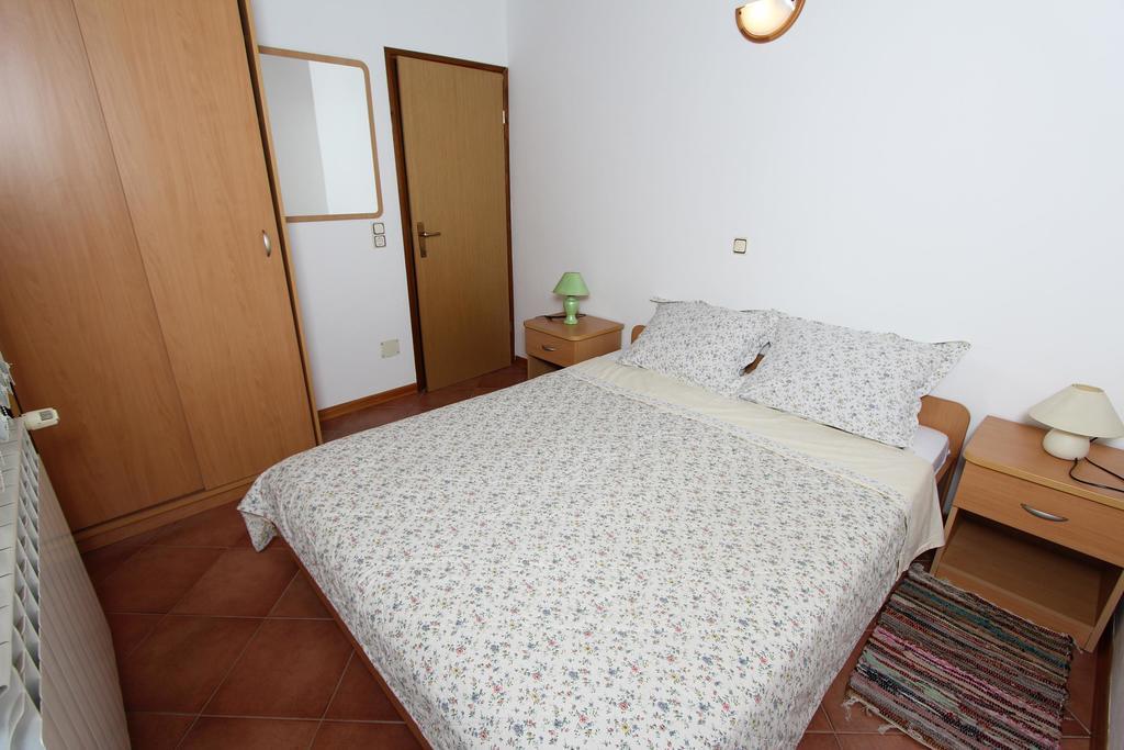 Apartments Kika 14
