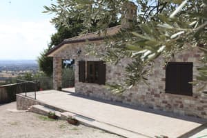 thumbnail: Front of property