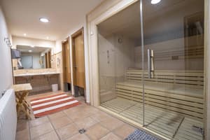 thumbnail: Sauna