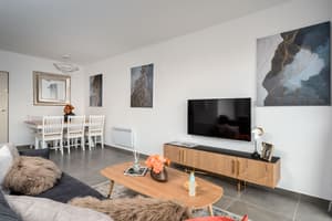 thumbnail: Living room