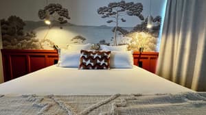 thumbnail: Room