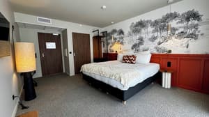 thumbnail: Room
