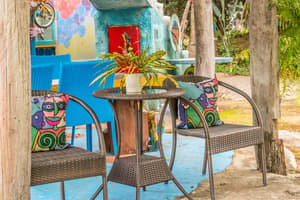 thumbnail: Bar (on property)