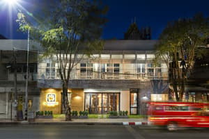 thumbnail: Exterior