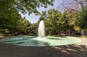thumbnail: Fountain