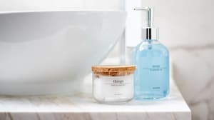 thumbnail: Bathroom amenities