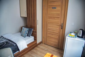 thumbnail: Room amenity