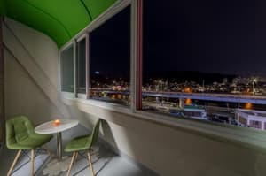 thumbnail: Balcony