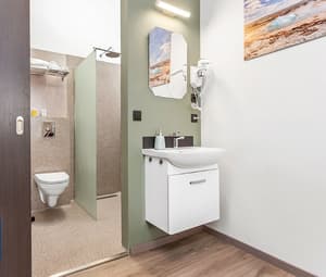 thumbnail: Bathroom